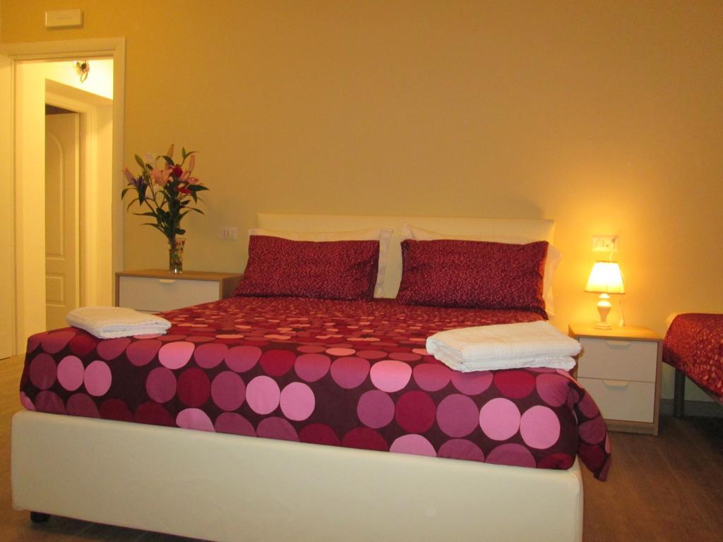 Trevi Elegance Suite Rome Room photo