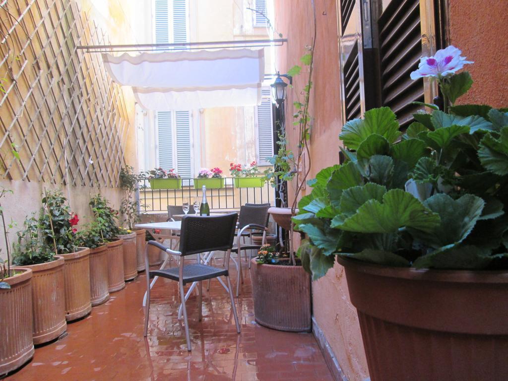 Trevi Elegance Suite Rome Exterior photo